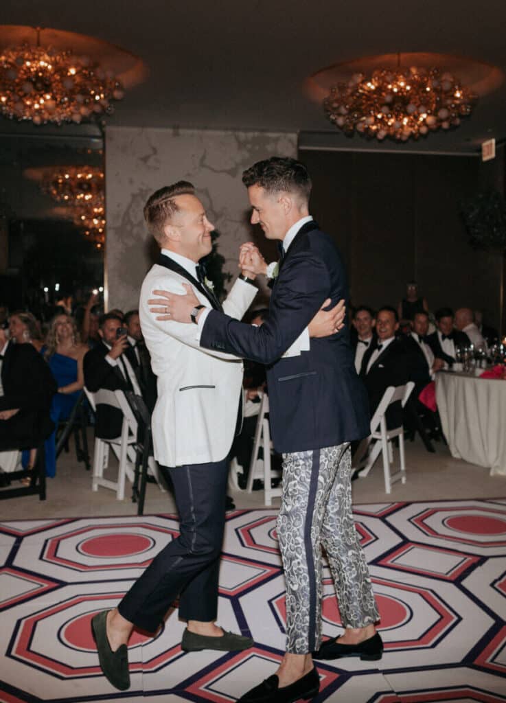 Carats & Cake Feature, A Garden Wedding for Taylor and Patrick, Nomi Art Gallery Chicago wedding reception